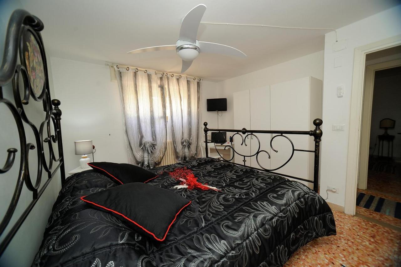 Casa Di Manu Διαμέρισμα Μοντεκατίνι Τέρμε Εξωτερικό φωτογραφία